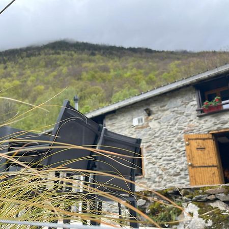 Grange Renovee, Pyrenees Ariegeoises, Gite Haute Ariege Auzat المظهر الخارجي الصورة